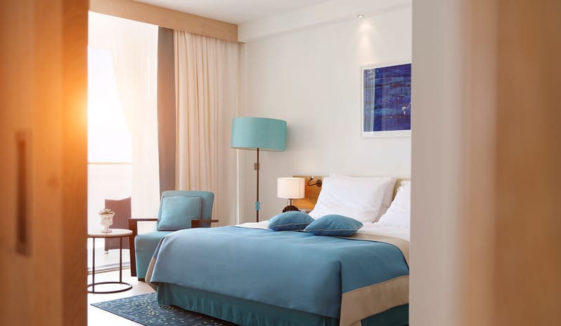 SUN GARDENS - DELUXE SUITE BED